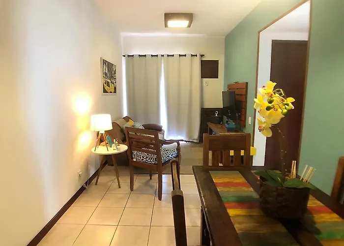Apt 2 quartos próximo a Praia do Forte Cabo Frio